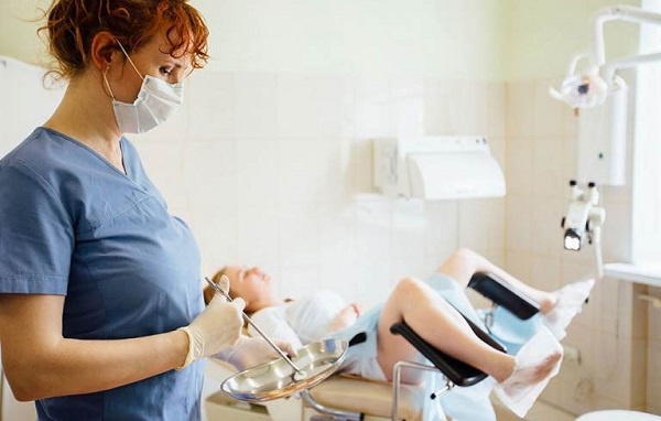 lần đầu khám phụ khoa